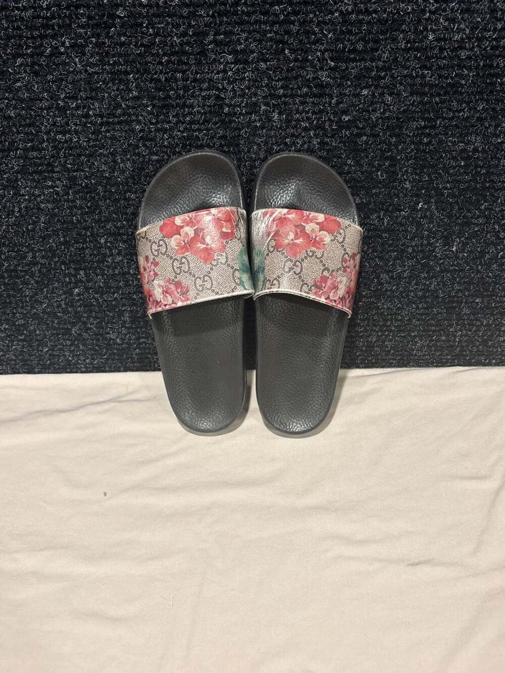 Gucci GG Blooms Supreme Slide Sandal
